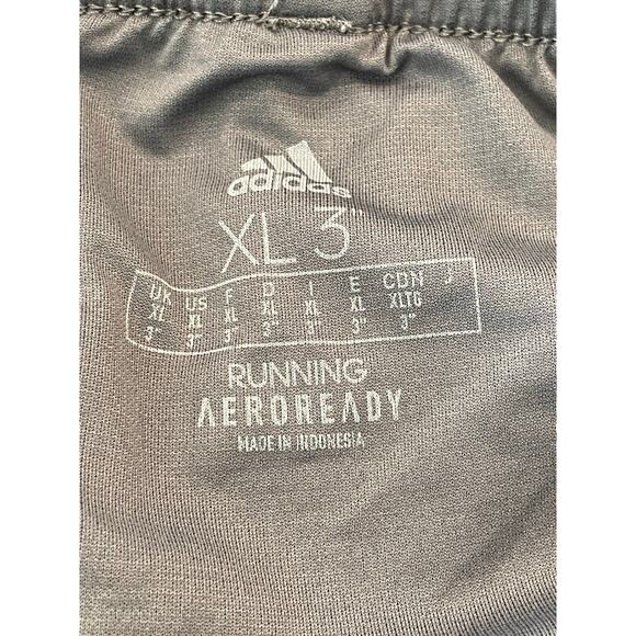 ADIDAS Gray running shorts XL  3" ladies - Picture 3 of 11